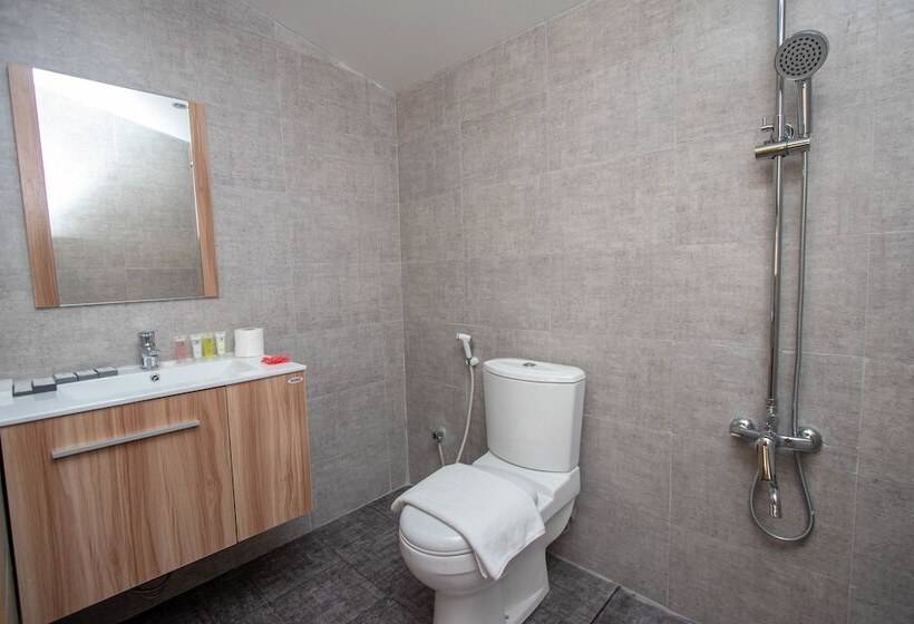 چادر با خدمات رفاهی استاندارد, Longbeach Campground