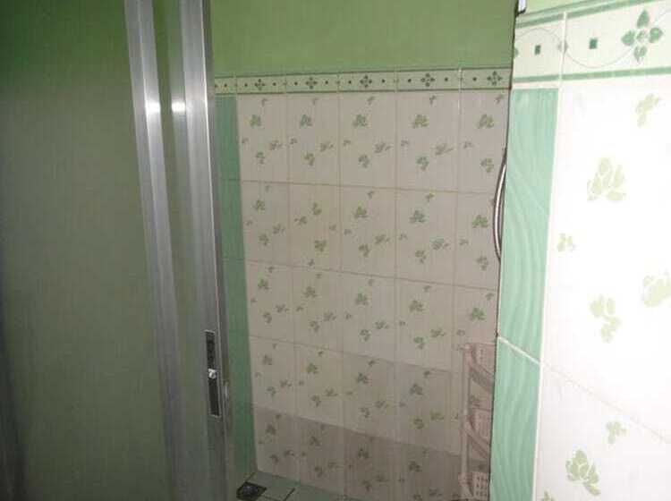 מיטה בחדר משותף, Nonoy Matt Bed & Breakfast