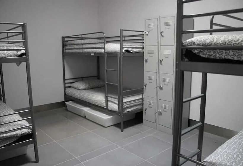 تختخواب در اتاق مشترک, Perth City Backpackers Hostel   Note   Valid Passport Required To Check In