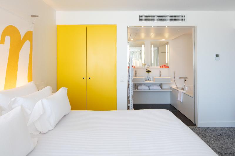 اتاق اجرایی, Crowne Plaza Lima, An Ihg