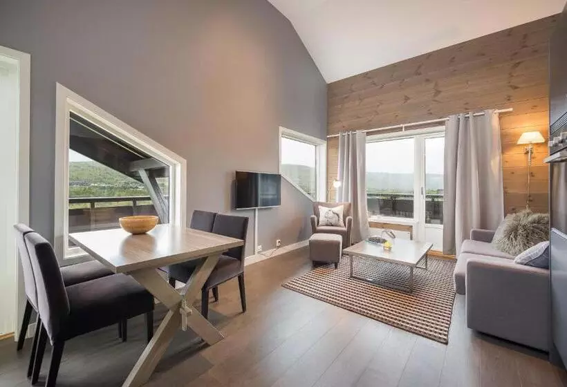 آپارتمان 2 خوابه, Highland Lodge