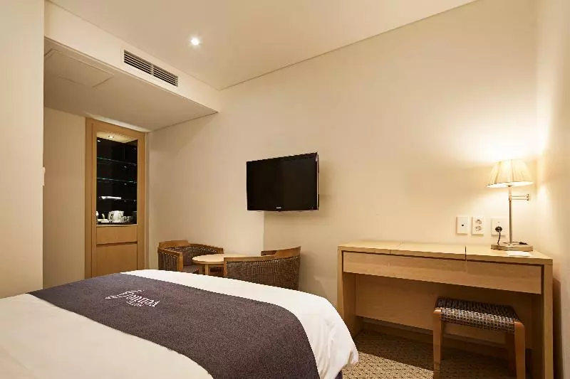 آپارتمان 2 خوابه, Highland Lodge
