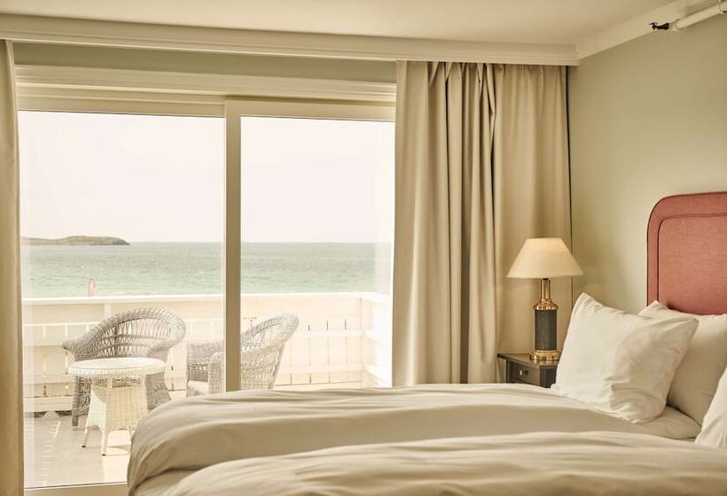 اتاق لوکس با چشمانداز دریا, Sola Strand