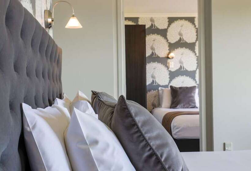 Апартаменты Executive 1 Спальня, Suncourt Hotel & Conference Centre