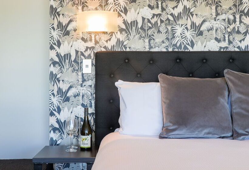 管理人员工作室, Suncourt Hotel & Conference Centre