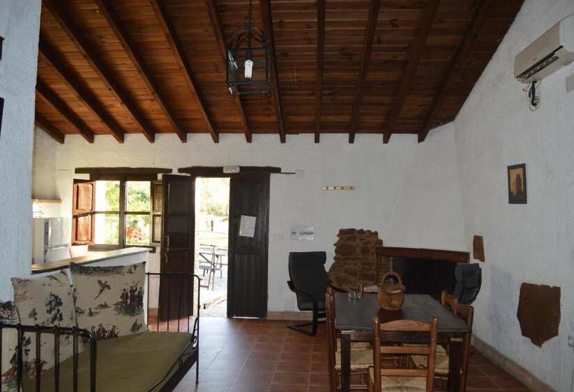 شقة غرفتين, Finca Los Caleros