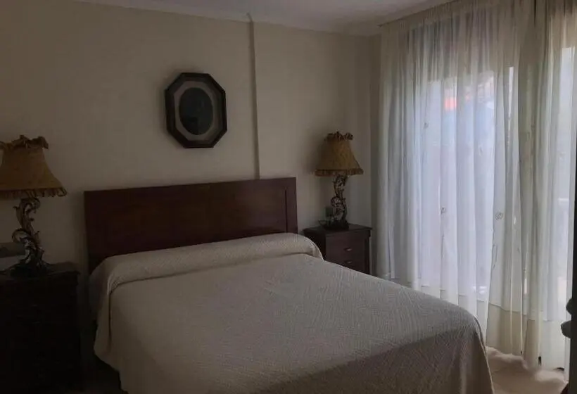 バルコニー付きデラックスルーム, Ave Del Mar