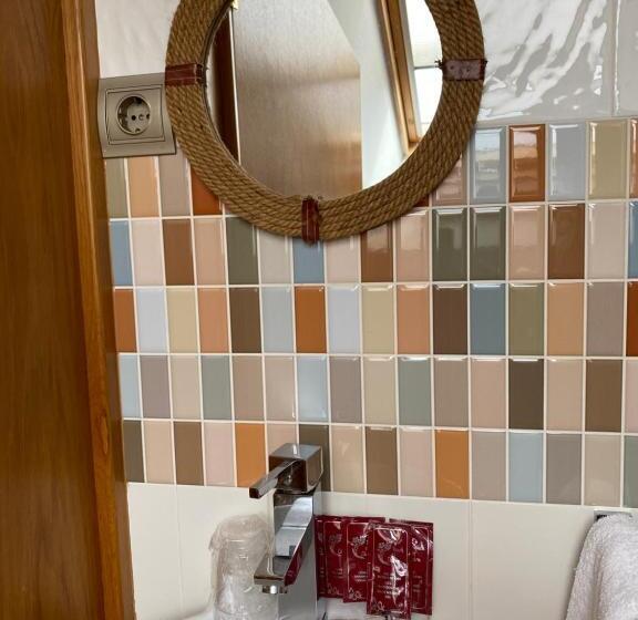 장애인을 위한 스탠다드 룸, Ave Del Mar