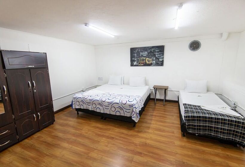 اتاق لوکس, Poblado Guest House