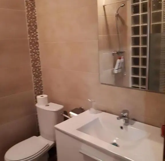 スタンダード4人部屋, Pension Vilanova