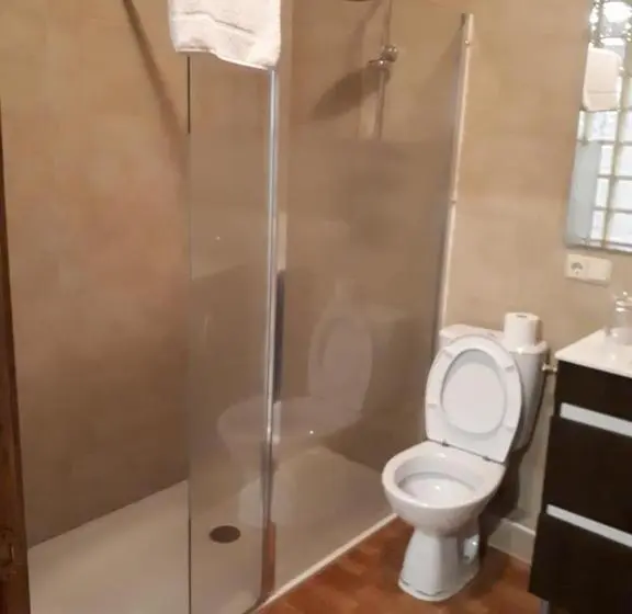 スタンダード4人部屋, Pension Vilanova