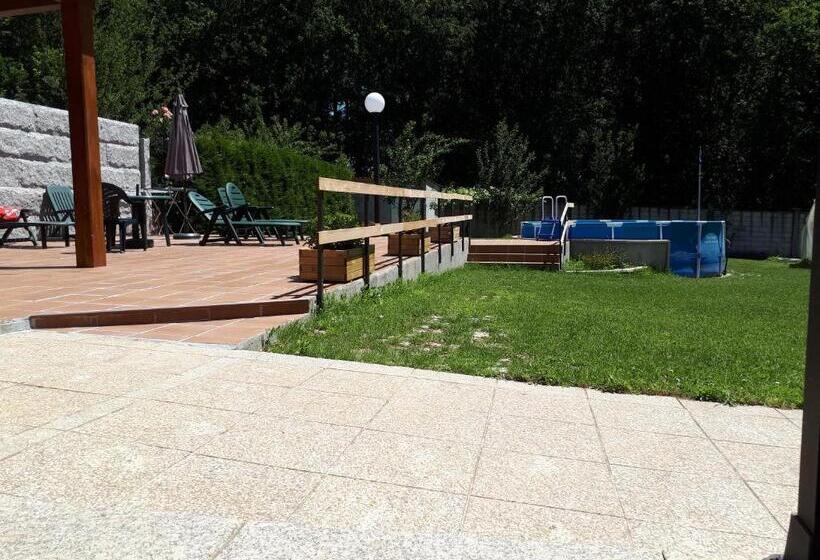 スタンダードトリプルルーム, Pension Vilanova