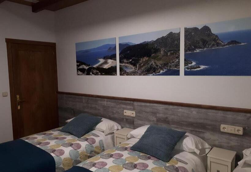 スタンダードトリプルルーム, Pension Vilanova