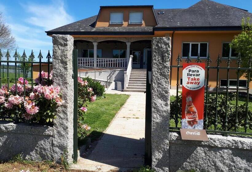 スタンダードトリプルルーム, Pension Vilanova