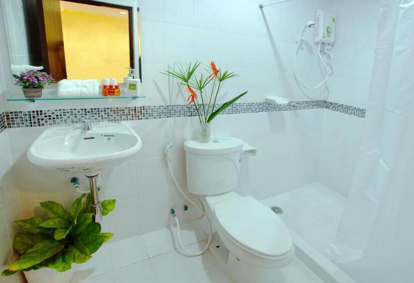 اتاق استاندارد با بالکن, Sri Krungthep