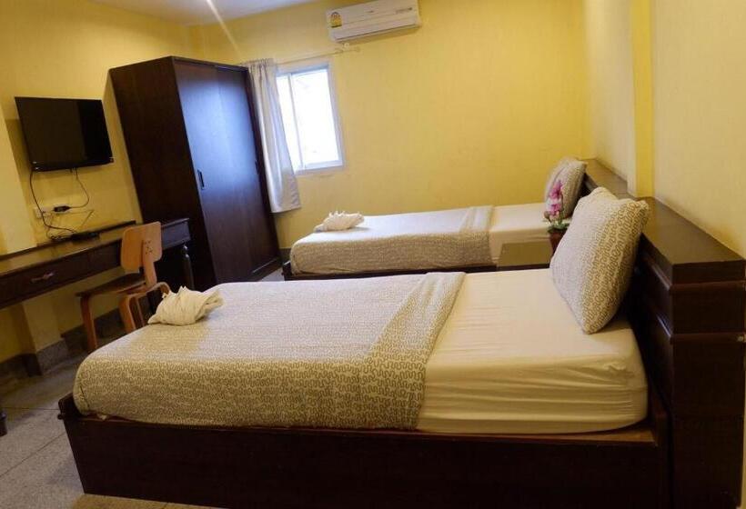 Superior Room with Terrace, Sri Krungthep