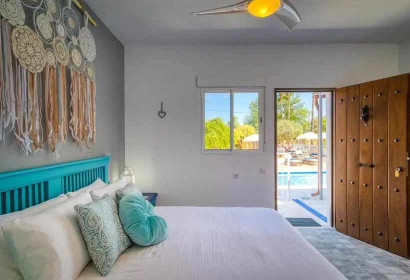 キングサイズベッドのスーペリアルーム, The Palms Boutique Resort Málaga Adults Only