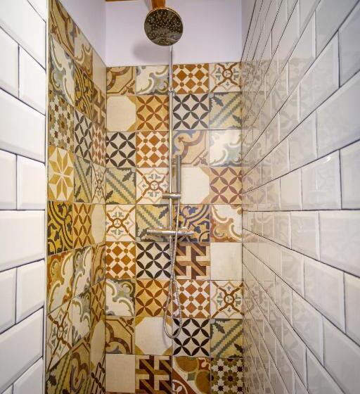 اتاق لوکس با تخت بزرگ, The Palms Boutique Resort Málaga   Adults Only