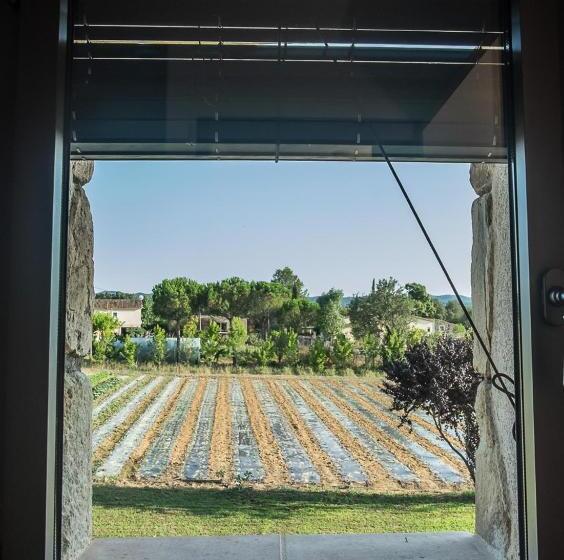 اتاق استاندارد با تخت بزرگ, Can Serrà 1786