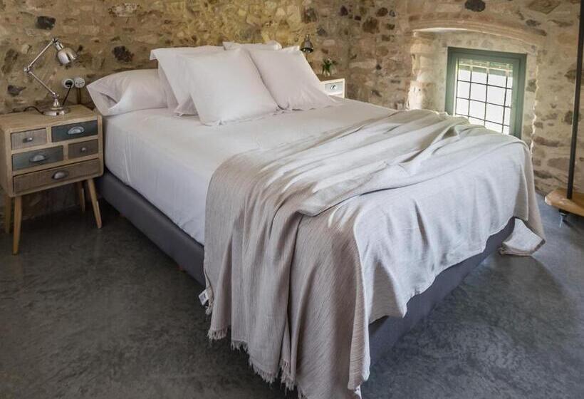 اتاق استاندارد با تخت بزرگ, Can Serrà 1786