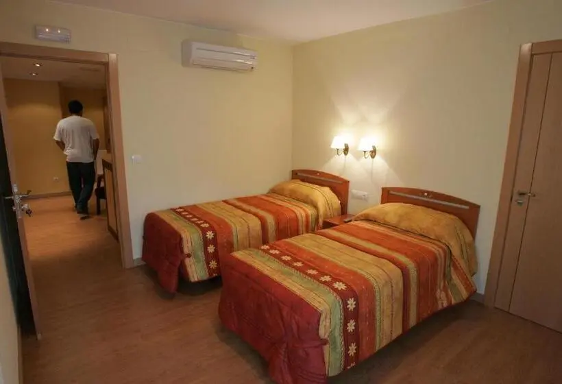 اتاق استاندارد, Hostal Hispanico Ii