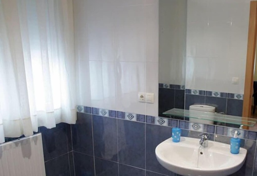 اتاق استاندارد, Hostal Hispanico Ii