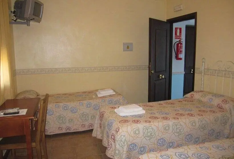 ベーシックトリプルルーム, Hostal Venta De Abajo