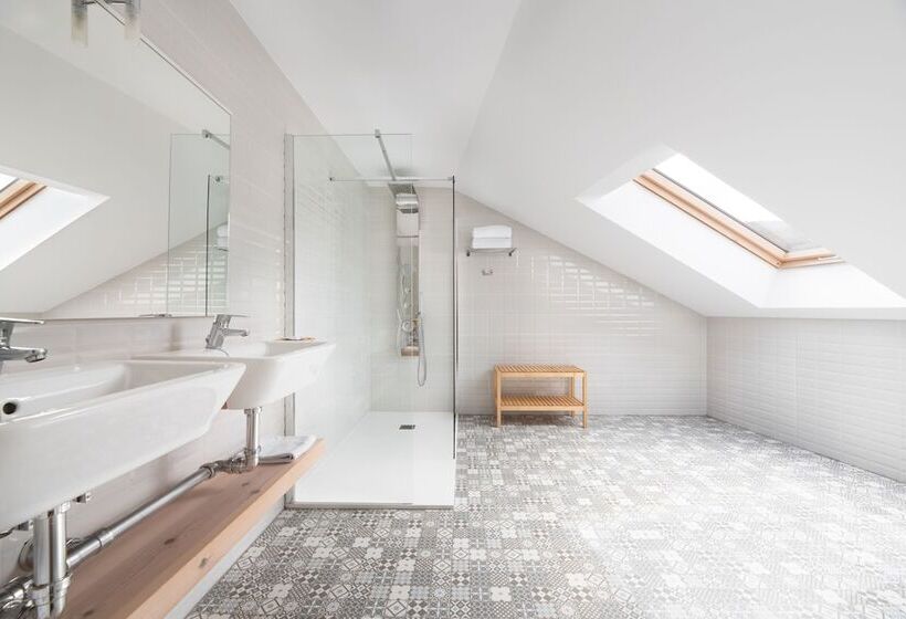 주니어 스위트, Costa Da Morte