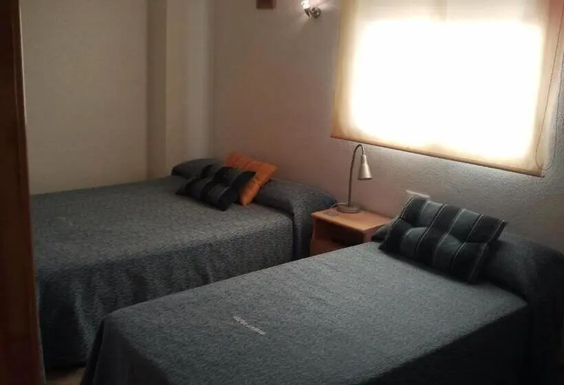 اتاق استاندارد, Hostal Arneva Orihuela
