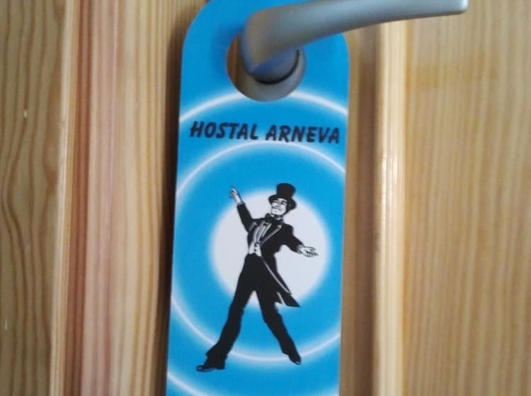 Номер Стандарт, Hostal Arneva Orihuela