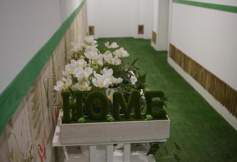 غرفة قياسية, Boutique Oma