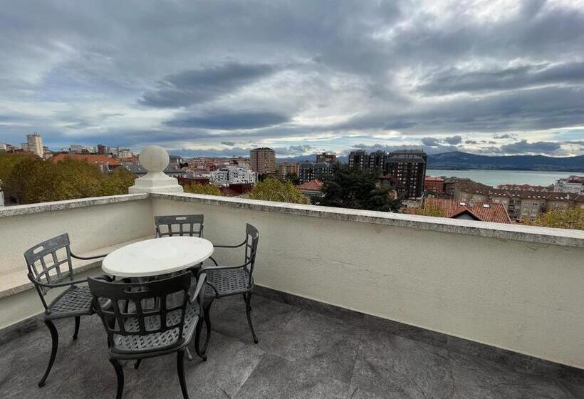 Люкс Deluxe Вид на Море, Royal Suite Santander