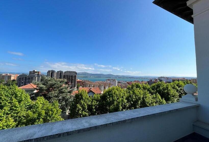 Люкс Deluxe Вид на Море, Royal Suite Santander