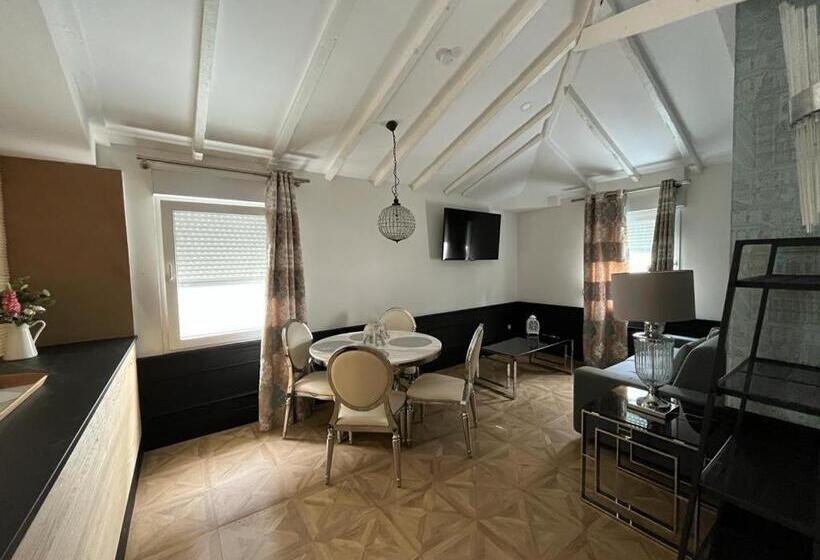 Люкс Повышенной Комфортности, Royal Suite Santander