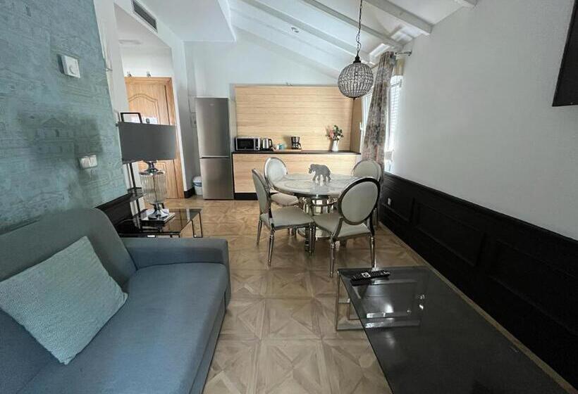 豪华套房, Royal Suite Santander