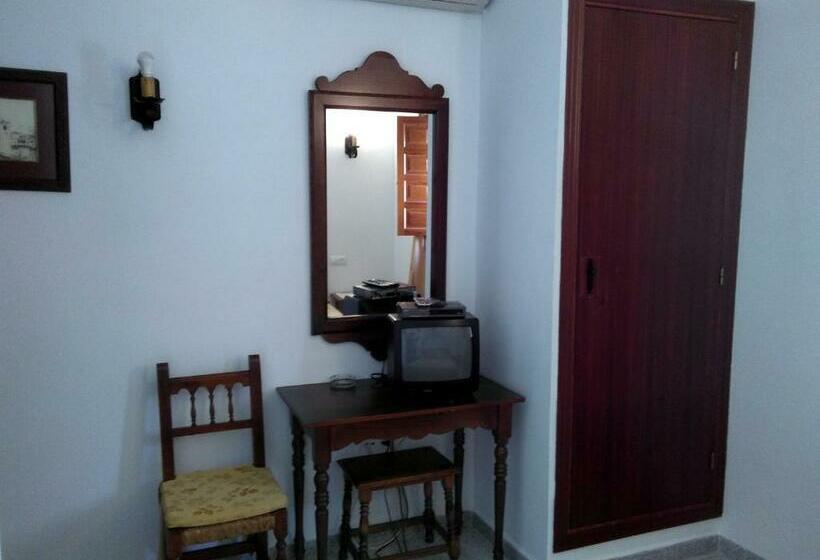 スタンダードルーム, Hostal Meson La Cadena