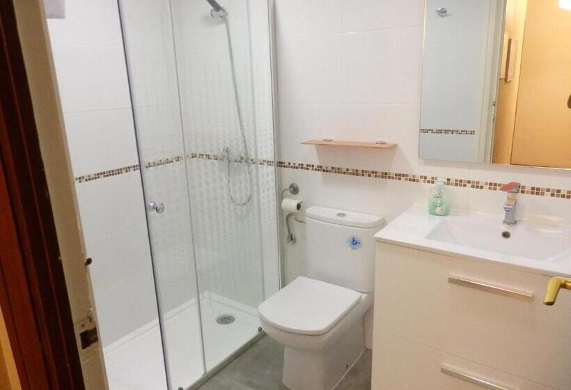 חדר סטנדרט חדר אמבטיה משותף, Alojamientos Iruña