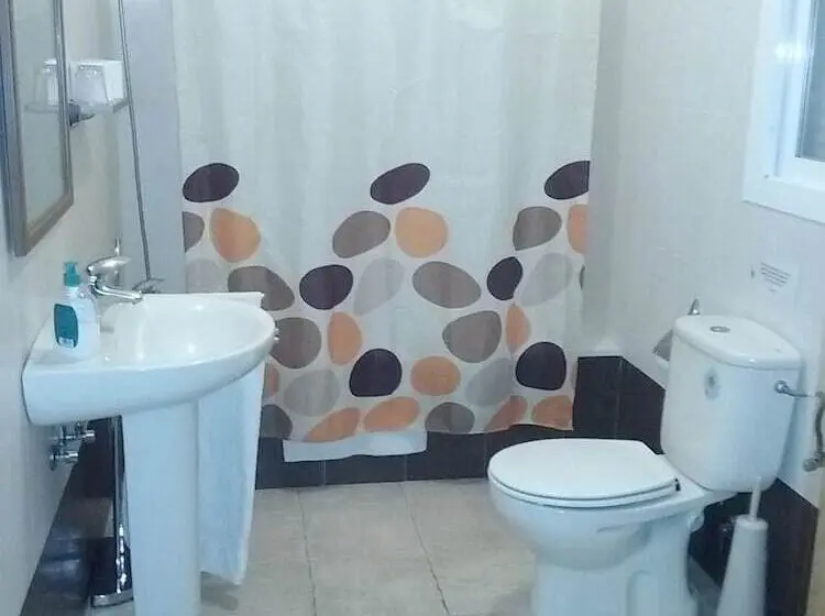 Perhehuoneisto 2 Makuuhuonetta, Apartamentos Quercus