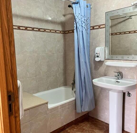 ファミリールーム, Hostería De Somo