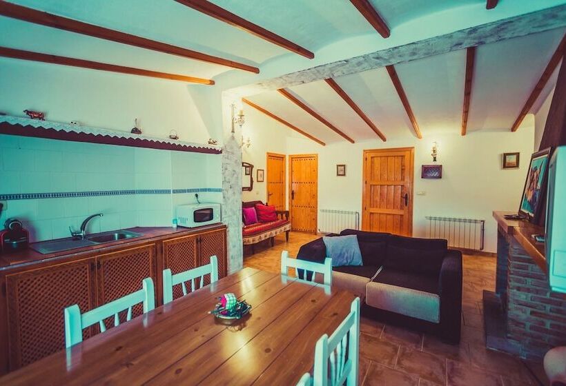 Апартаменты 3 Спальни, Posada Peñarubia