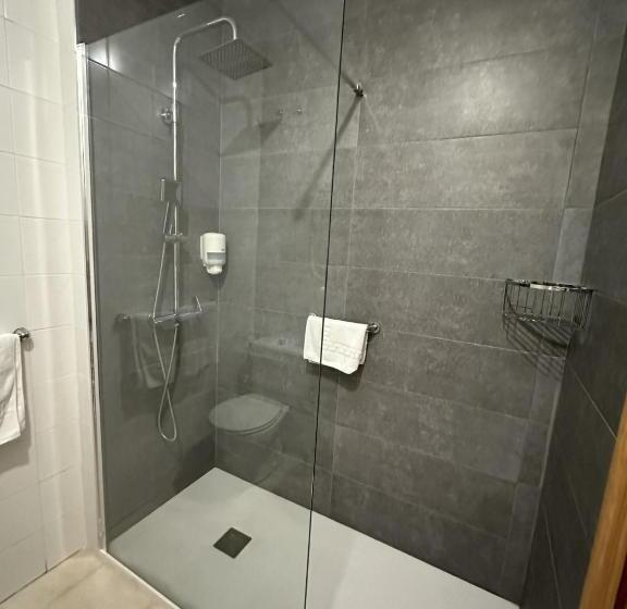 Habitación Estándar Cama Matrimonio, Hosteria Gelin De Gajano