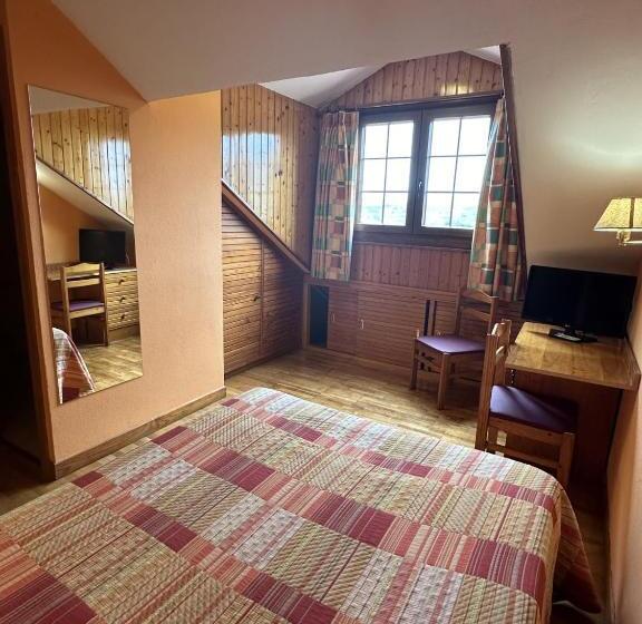 Habitación Estándar Cama Matrimonio, Hosteria Gelin De Gajano