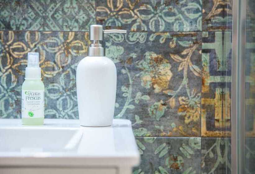 خانه 1 خوابه, Lukanda Mariana