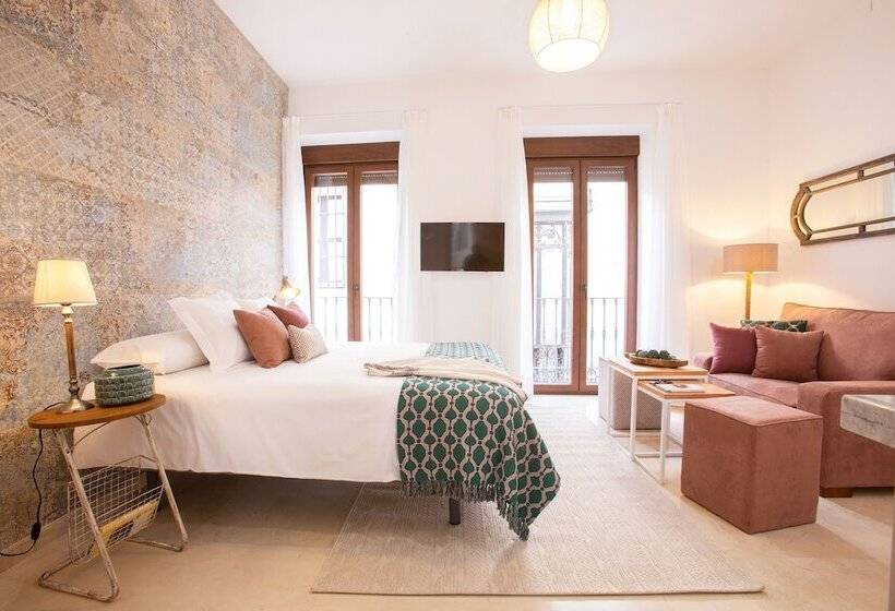 خانه 1 خوابه, Lukanda Mariana