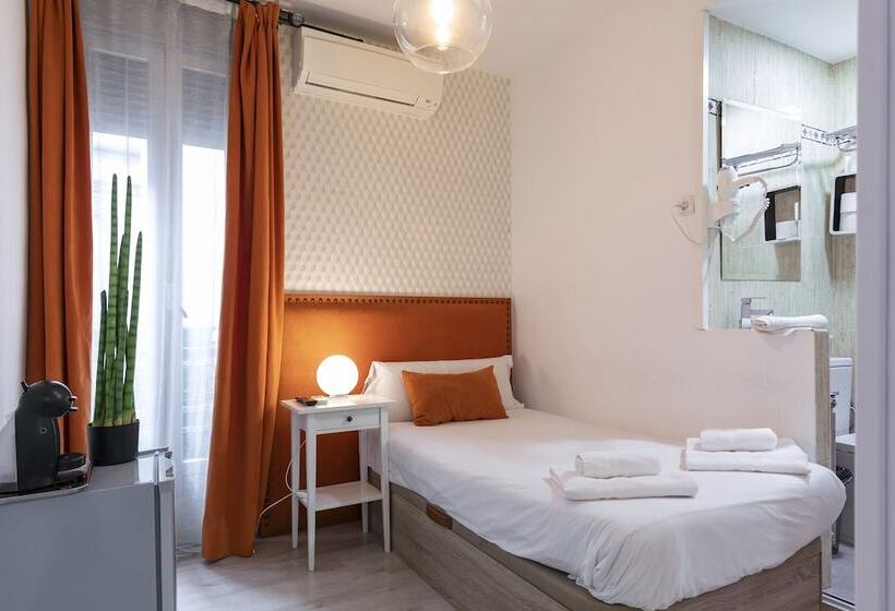 اتاق استاندارد یک نفره, H A San Mateo Suites