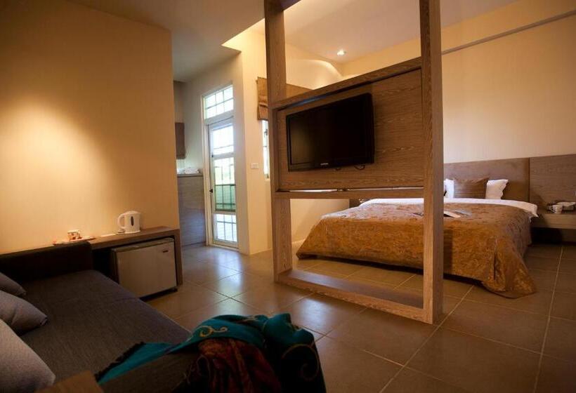 اتاق استاندارد با بالکن, Richie Homestay