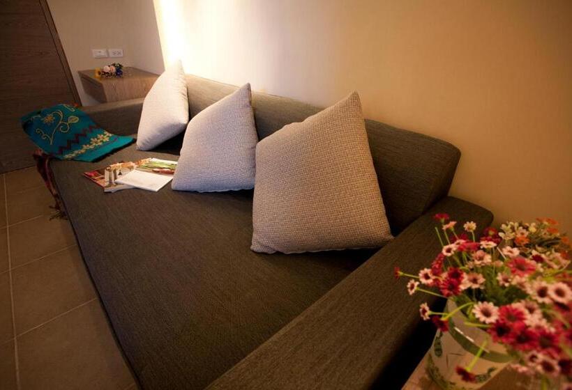 اتاق عادی, Richie Homestay