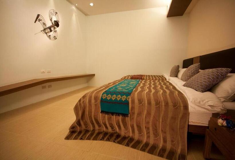 سوییت خانوادگی, Richie Homestay