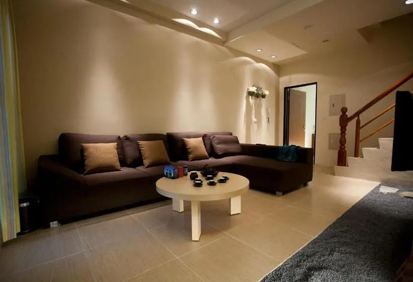 سوییت خانوادگی, Richie Homestay