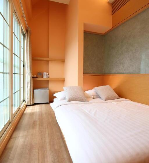 اتاق استاندارد چهار تخته, Richie Homestay